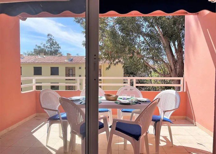 2 Pieces Avec Terrasse, Proche Et Commerces, Parking Prive, Au Lavandou - Fr-1-251-538 Apartmán Le Lavandou